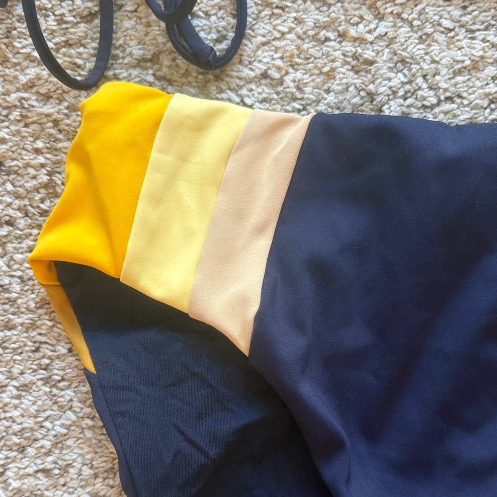 Robin Piccone size LG blue and Yellow Striped bikini - Picture 7 of 7
